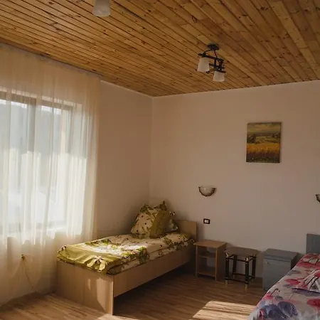 Guest house Casa Rustica 3*
