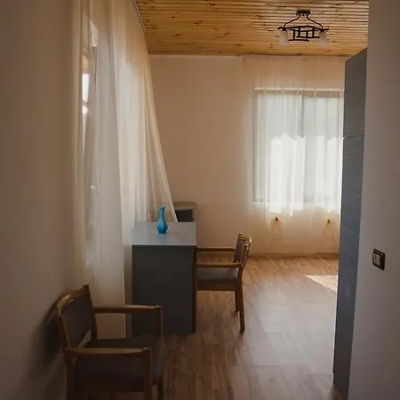 Guest house Casa Rustica 3*